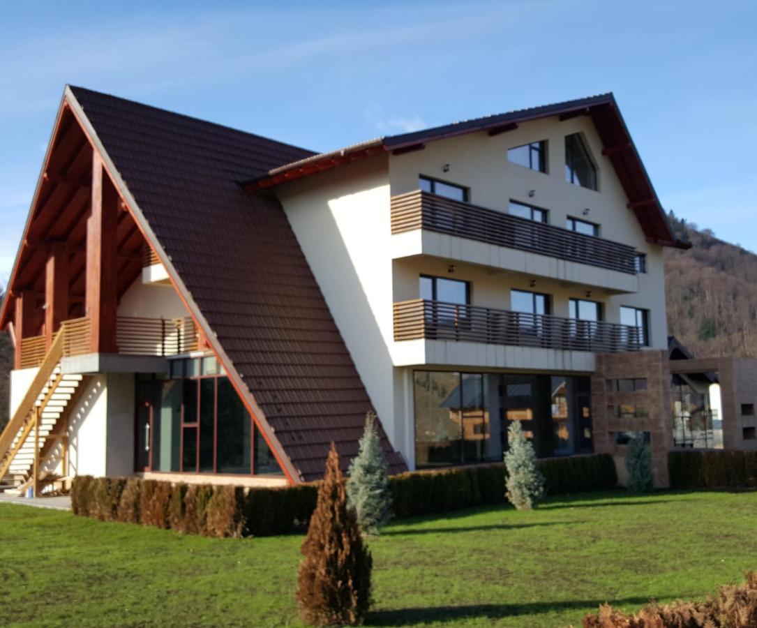 pensiunea Davideea Malini Exterior foto