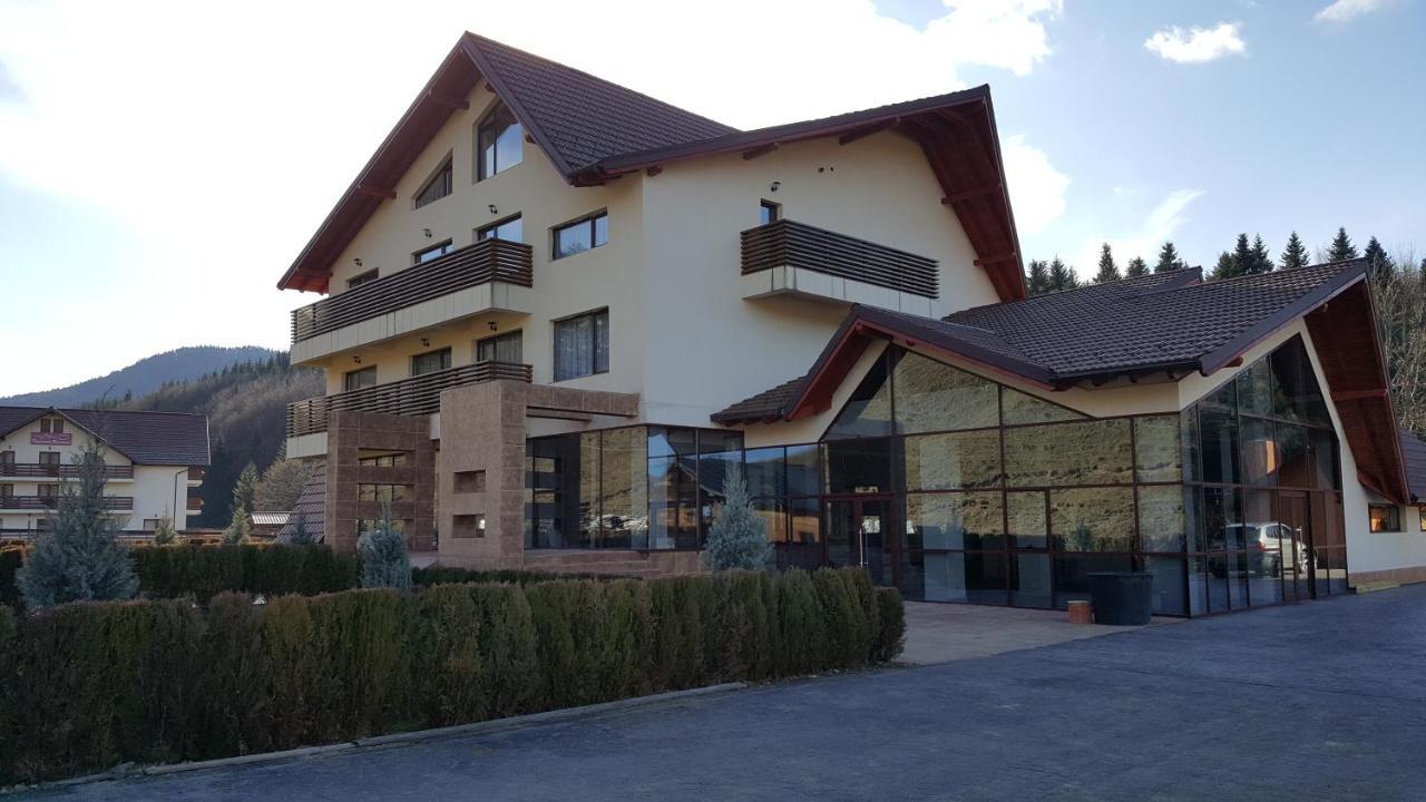 pensiunea Davideea Malini Exterior foto